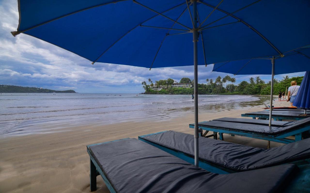 Palm Leaf Surf Cafe Hotel Galle Buitenkant foto